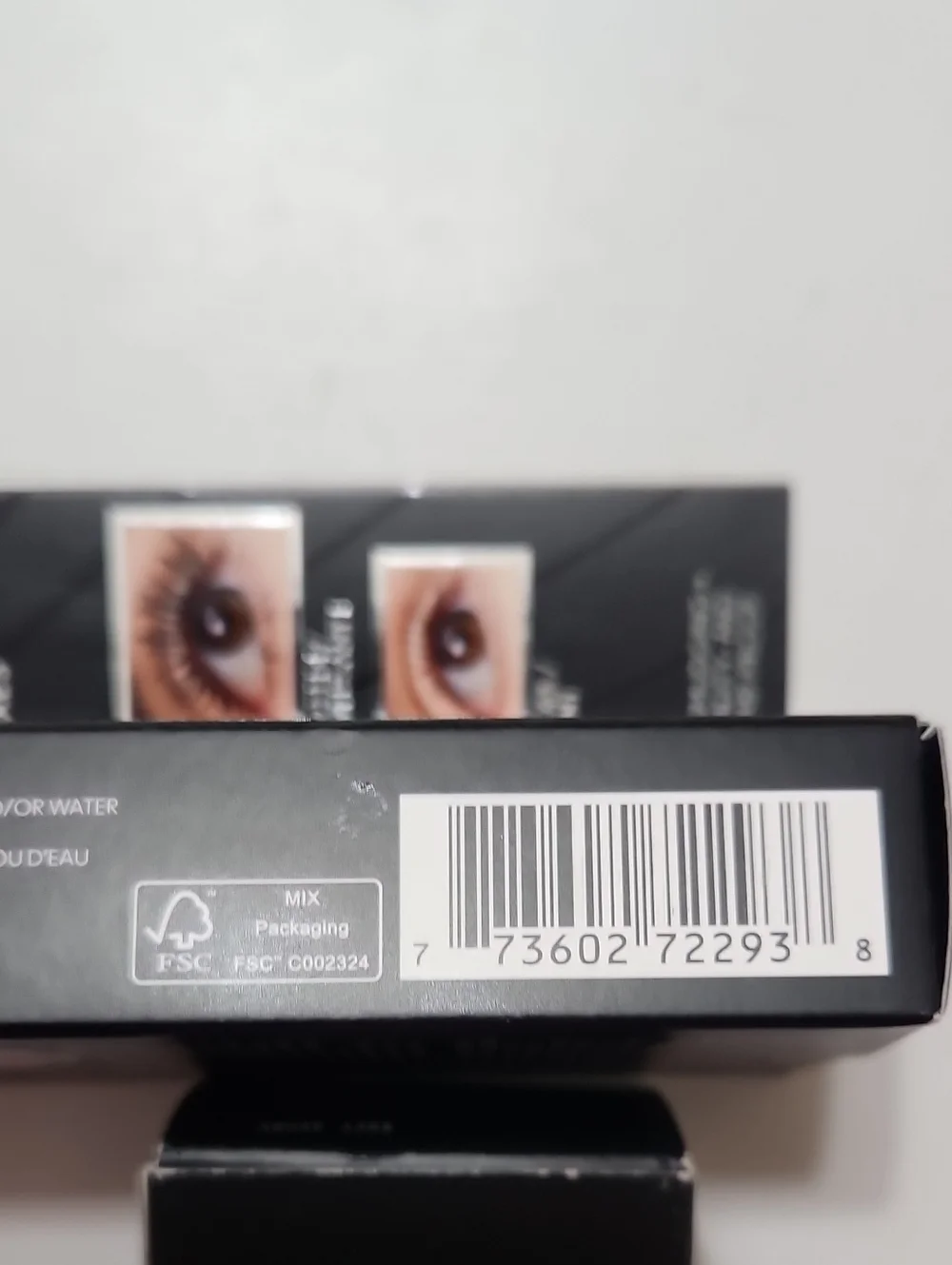 MAC MACStack Elevated Lifting, Volumizing + Clump-Proof Mascara